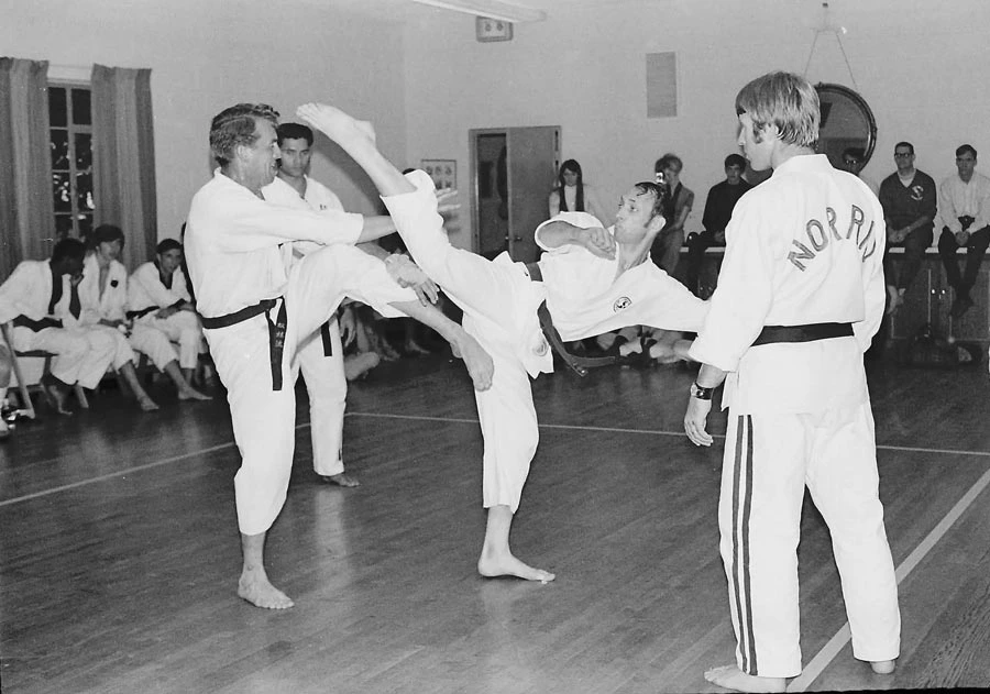 chuck-norris-60s