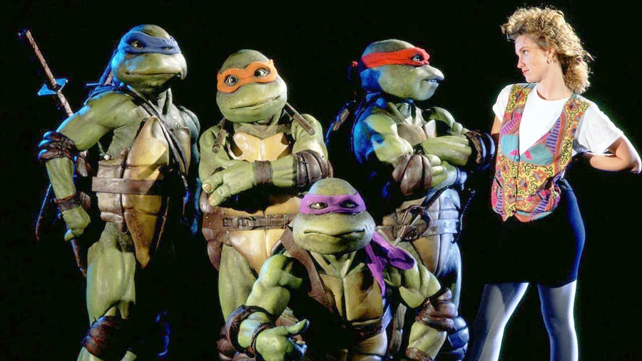 Las cuatro Tortugas Ninja mostrando el detalle de los trajes animatrónicos de The Jim Henson Company.